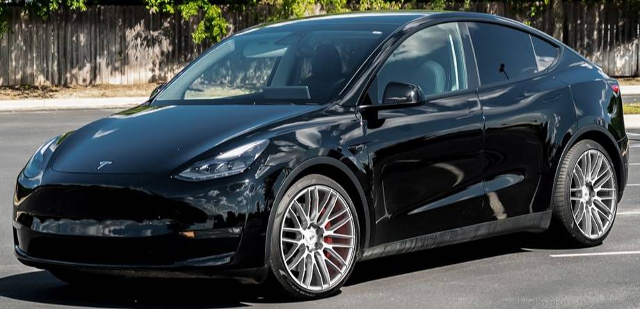 Black di Forza BM13 for Tesla