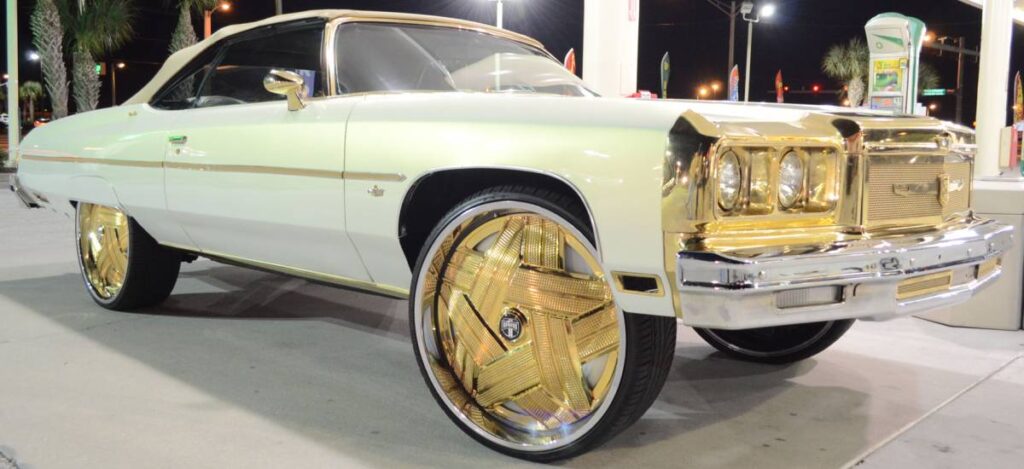 28 inch DUB Crown Gold Spinning Wheels for Chevy Caprice