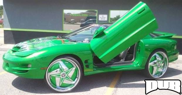 26 inch DUB Swerv Custom Green Spinning Wheels on Pontiac Trans Am