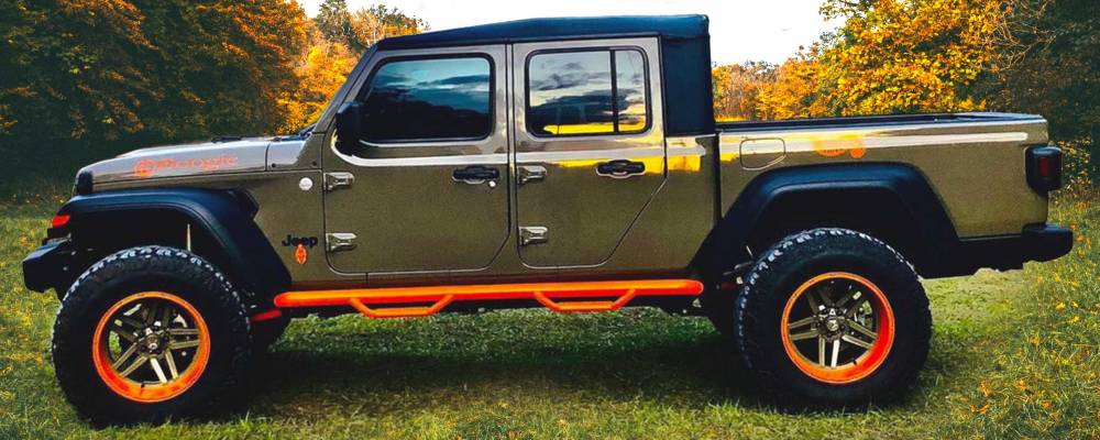 Hartes Metal Savage Wheels with Orange Lip for Jeeps