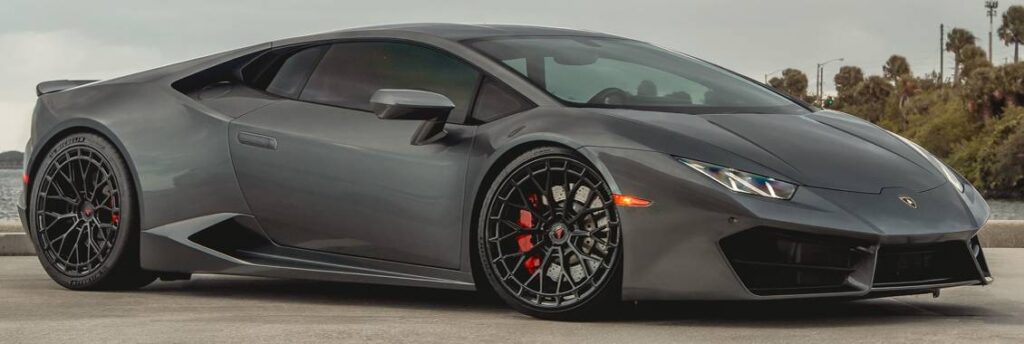 Ferrada FR12 Obsidian Black Wheels on 2019 Lamborghini Huracan