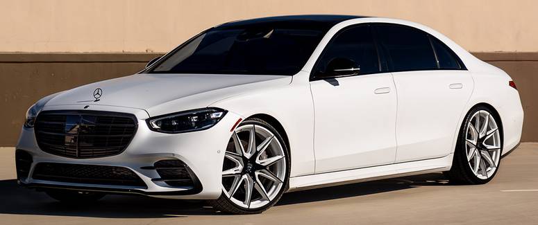 Lexani Hyper Custom Black and White Wheels for Your Mercedes